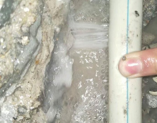 天河区补漏修漏水电话